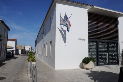 LA COUARDE EN 15 ACTIONS …!