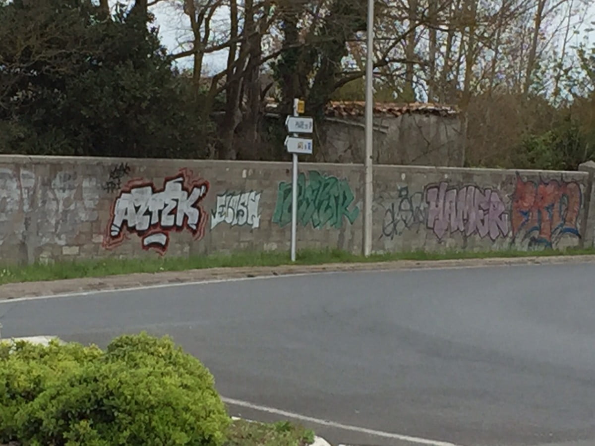 LES TAGS A LA COUARDE